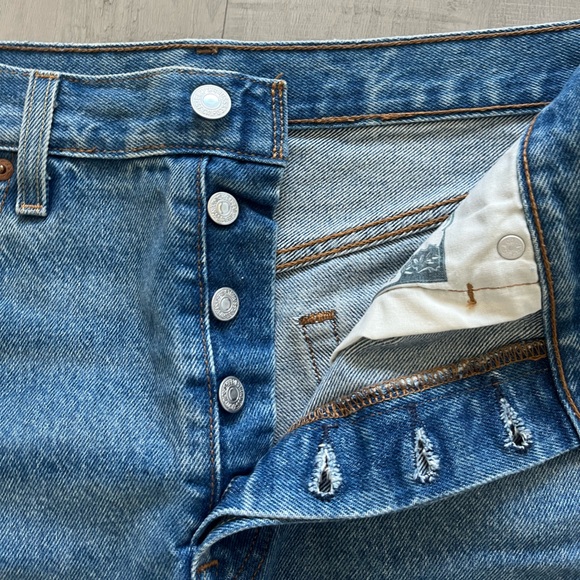 Jeans Levis 501 taille 29 - Picture 4 of 5